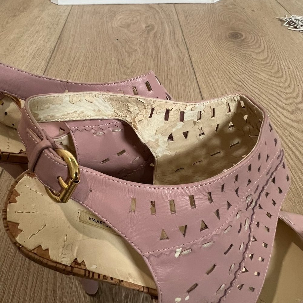 Pink leather upper Maxstudio contemporary slingback heel with cutouts - Picture 7 of 11